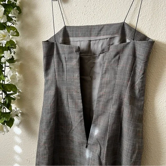 Yves Saint Laurent Yves Saint Laurent - Picture 8 of 14